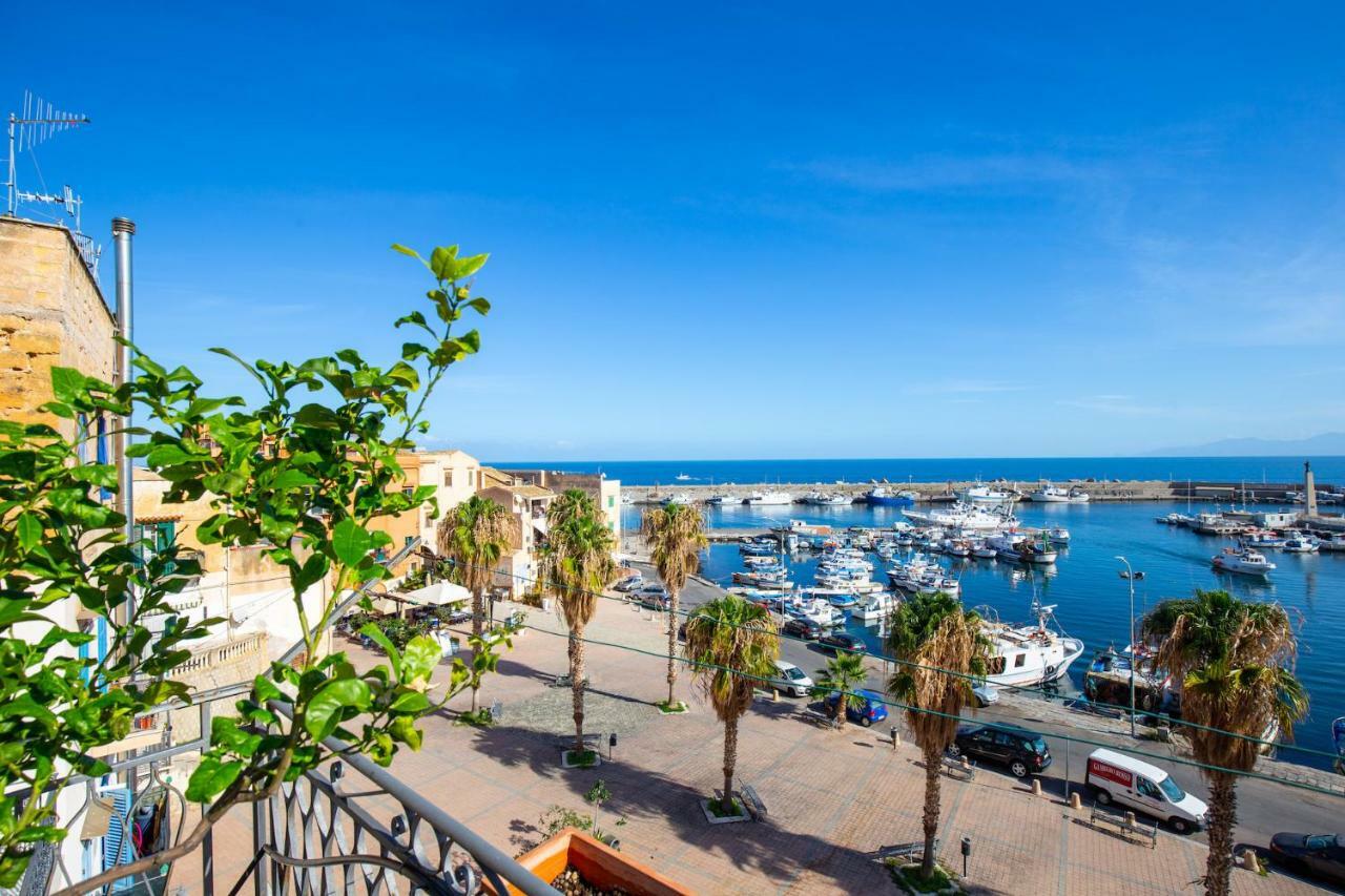 Solemar Sicilia - Casa Porto Bagnera Villa Santa Flavia Bagian luar foto