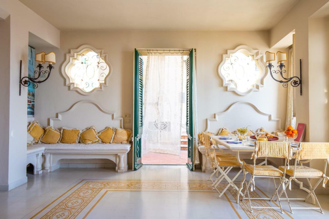Solemar Sicilia - Casa Porto Bagnera Villa Santa Flavia Bagian luar foto