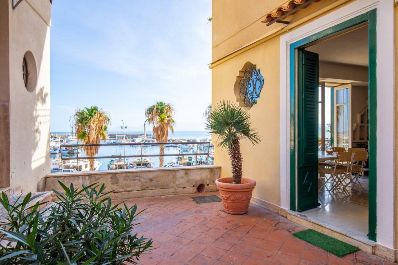 Solemar Sicilia - Casa Porto Bagnera Villa Santa Flavia Bagian luar foto